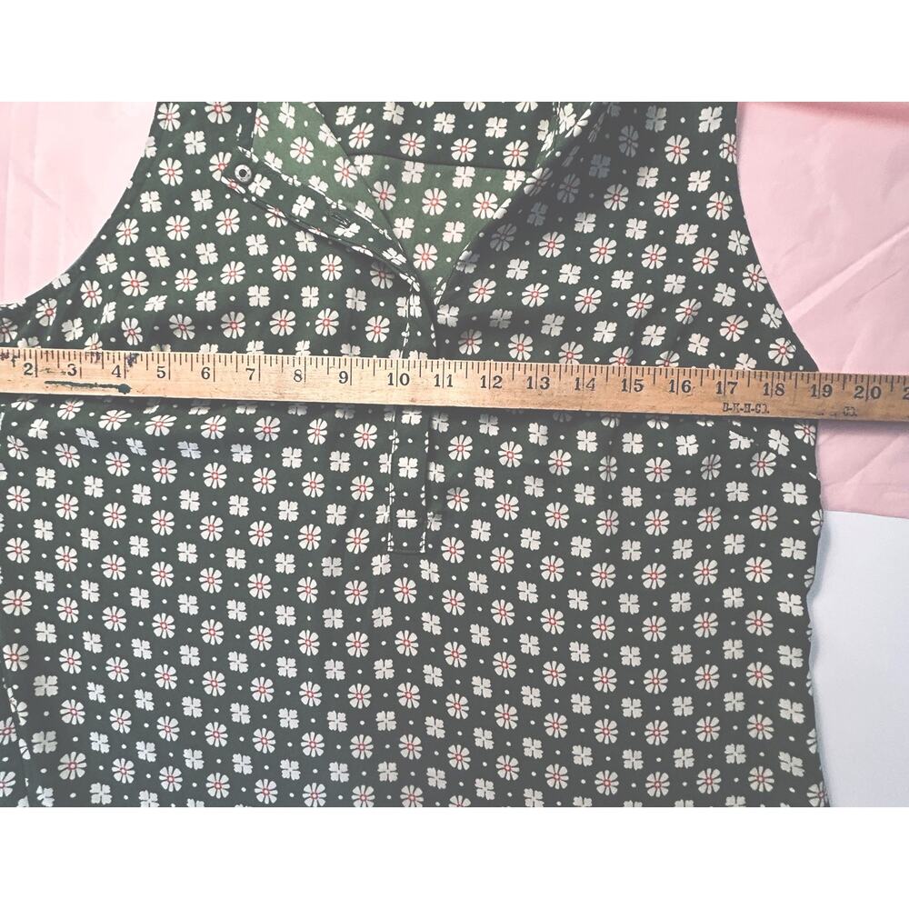 Cabi Green Floral Daisy Print Blouse Size M Sleeveless Boho Hippie Cottagecore - Picture 5 of 12
